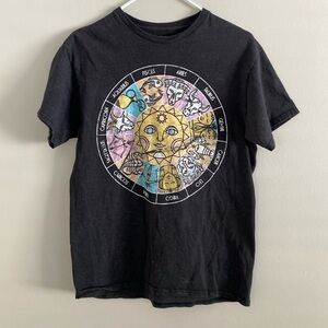 Chemistry zodiac signs T-shirt